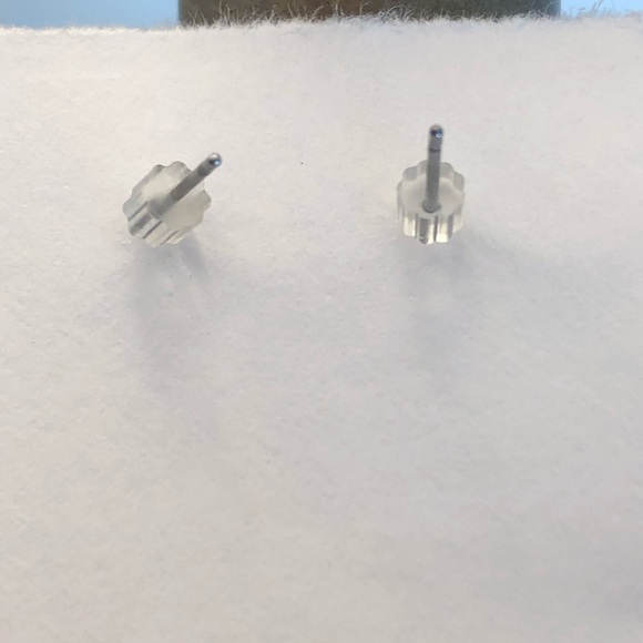 🐚 Shell earrings! 🐚 - Picture 4 of 4